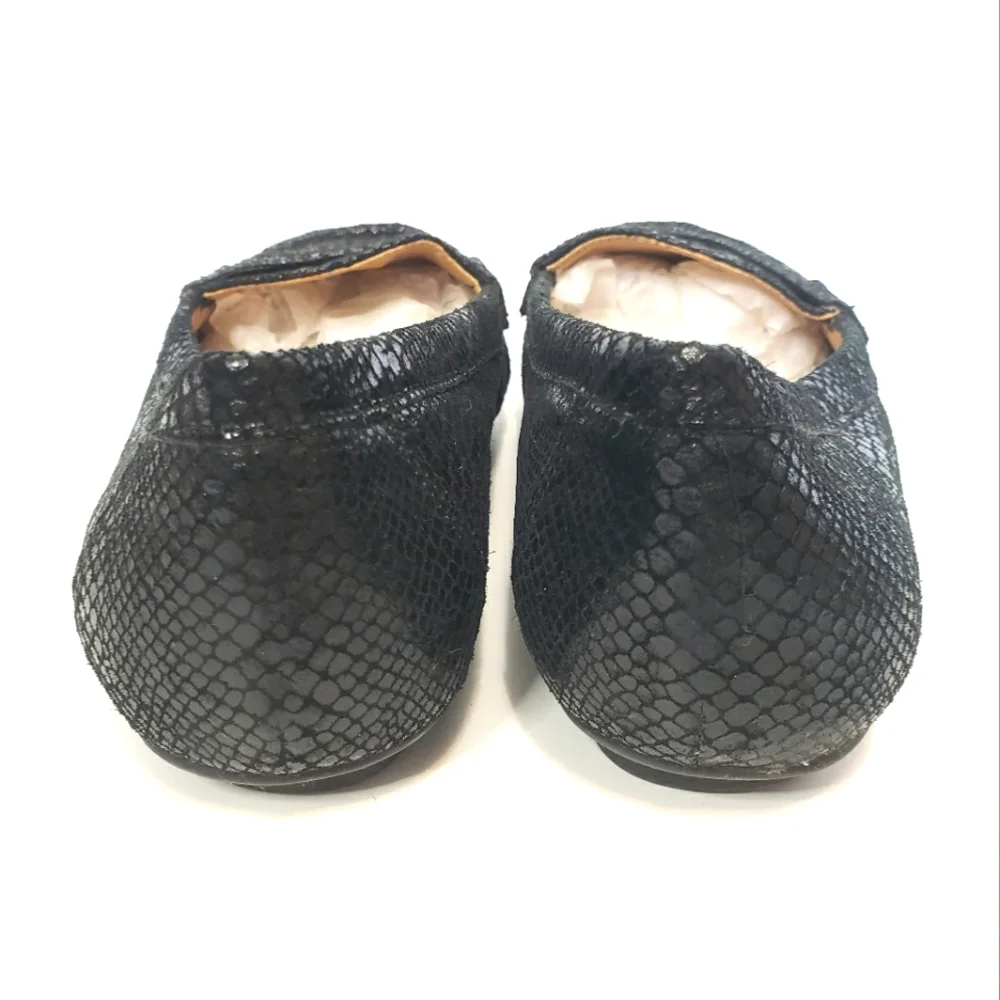 Vionic Lurrun black snack embossed slip on moccasin loafer comfort Flat shoe
